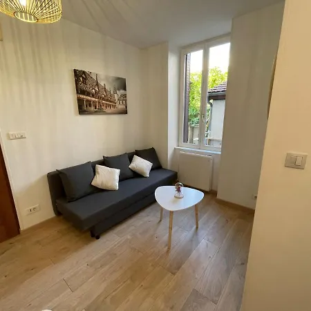 Apartman Cosy Entier, Parking Gratuit Dans La Rue Dijon